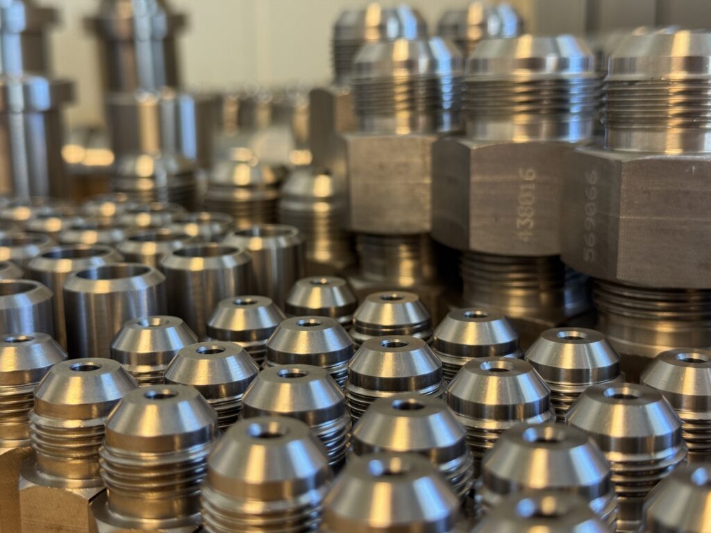 Maskinert kobling for industriell bruk